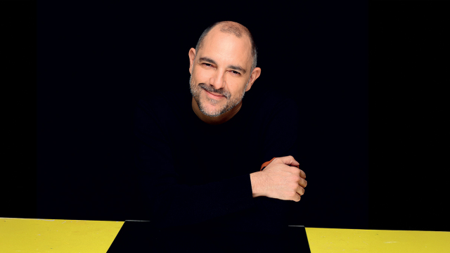 Πάρις Μέξης, o αφανής ήρωας της sold out παράστασης Φάουστ