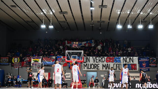 «Πάρε θέση Φάνη, πέφτουμε»: Η έκκληση του κόσμου του Πανιωνίου στον Χριστοδούλου μετά την ήττα από τον Προμηθέα, βίντεο 