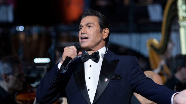 Μάριος Φραγκούλης: Θέλω πάρα πολύ να γίνω ανάδοχος γονέας γιατί και εγώ στην ουσία είμαι υιοθετημένος