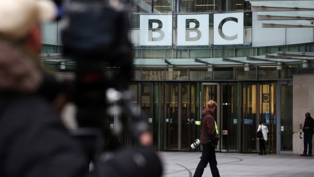 Θα αμυνθούμε απέναντι στην αγωγή Τραμπ για δυσφήμιση, λέει το BBC