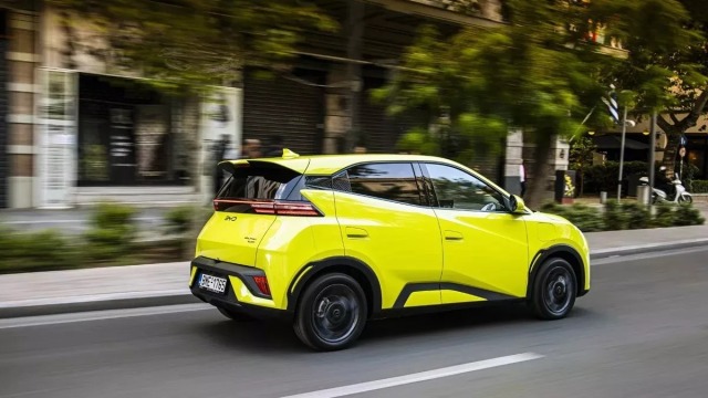 Στα σκαριά της BYD ένα υβριδικό σουπερμίνι
