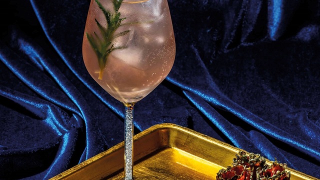 Mule: Το χειμωνιάτικο κοκτέιλ που «παίζει» ωραία στο οικογενειακό τραπέζι