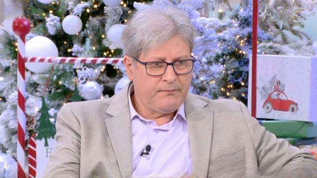 Μίκης Θεοδωράκης: Ποτέ δεν θα συζητούσα μαζί του για περιουσιακά ζητήματα, είπε ο γιος του