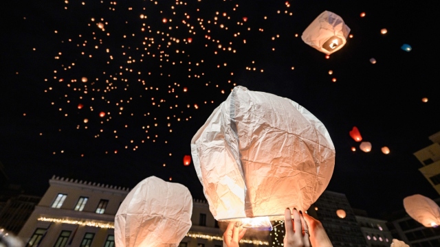 Δήμος Αθηναίων: Αναβάλλεται η «Νύχτα των Ευχών» από αύριο για την Παρασκευή λόγω κακοκαιρίας