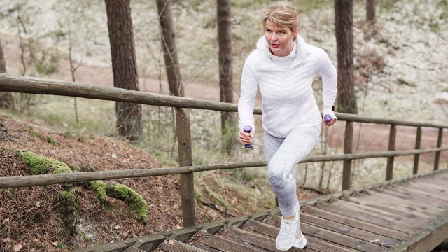 Πολλαπλή Σκλήρυνση: 5 συμπτώματα που προηγούνται έως και 15 χρόνια της νόσου – Ο σωτήριος ρόλος της άσκησης
