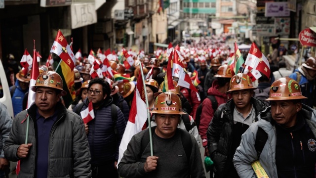 Κλιμακώνονται οι διαδηλώσεις στη Βολιβία κατά της κατάργησης των επιδοτήσεων στα καύσιμα 