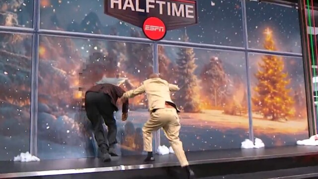 Βίντεο: Ο Σακίλ Ο'Νιλ κατέστρεψε το video wall στο στούντιο του ESPN
