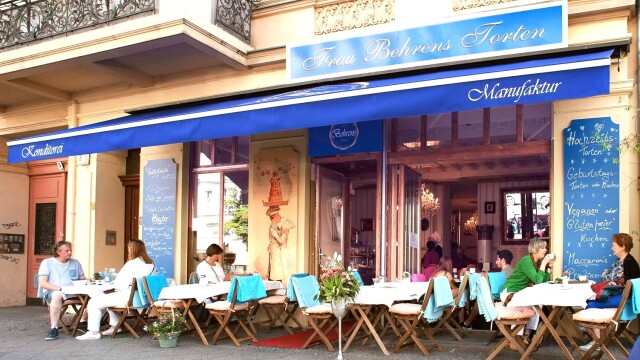 6 στάσεις στο Βερολίνο για εκλεκτά χαρμάνια καφέ και λαχταριστά γλυκά
