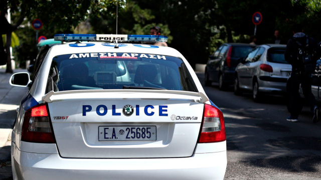 Γκύζη: Άνδρας μαχαίρωσε τη γυναίκα του στον λαιμό και έπεσε από την ταράτσα και αυτοκτόνησε