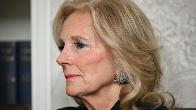 Νεκρή η σύζυγος του πρώην συζύγου της Jill Biden – Είχε γίνει κλήση για ενδοοικογενειακή βία
