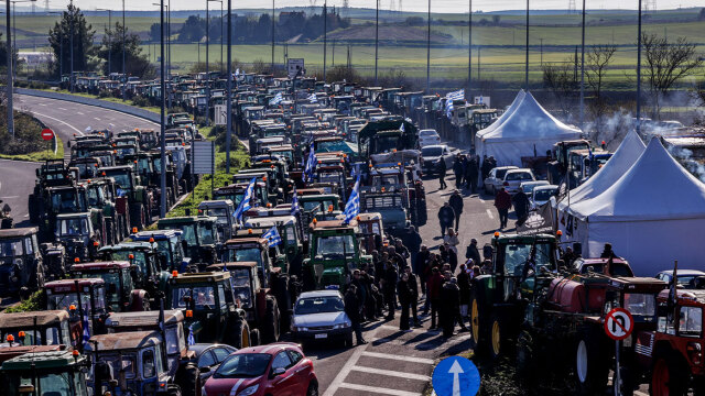 Χατζηδάκης: Έχουν δοθεί στους αγρότες 3,8 δισ. ευρώ μέσα στο 2025 - Δεν έχουν δικαιολογίες να μην προσέρχονται στον διάλογο