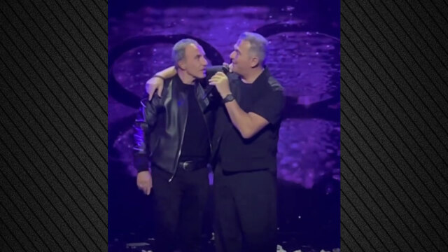 Ο Νίκος Αλιάγας πέρασε την Πρωτοχρονιά στον Αντώνη Ρέμο, τραγούδησαν μαζί στη σκηνή, δείτε βίντεο
