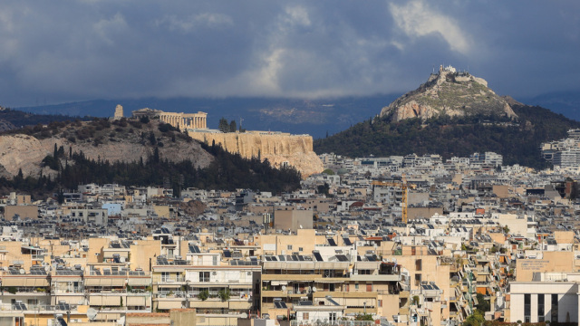 Οι πιο θερμές και πιο ψυχρές περιοχές της Αττικής το 2025, τι έδειξαν τα θερμόμετρα στην υπόλοιπη Ελλάδα