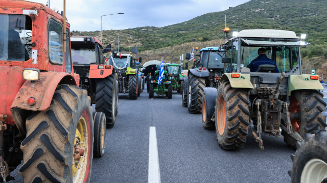 Αποχωρούν αύριο οι αγρότες των Τρικάλων από το μπλόκο στα διόδια του Λόγγου στον Ε65