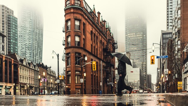 5 προορισμοί για επιμόρφωση και ψυχαγωγία τις ώρες βροχής σε μια πόλη 