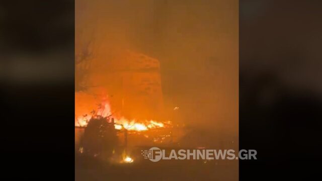 Συναγερμός στην Πυροσβεστική για μεγάλη φωτιά στην Κίσσαμο - Καίει κοντά σε σπίτια

