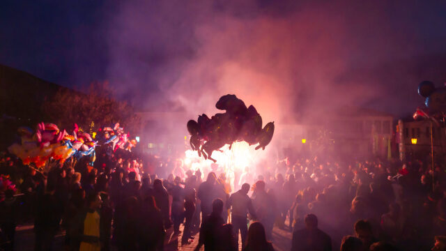 Τα Καστοριανά Ραγκουτσάρια: Ένα καρναβάλι στην καρδιά του χειμώνα
