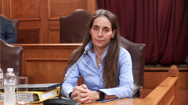 Αντιπαράθεση για τη μετακίνηση της Παρασκευής Τυχεροπούλου στην ΑΑΔΕ 