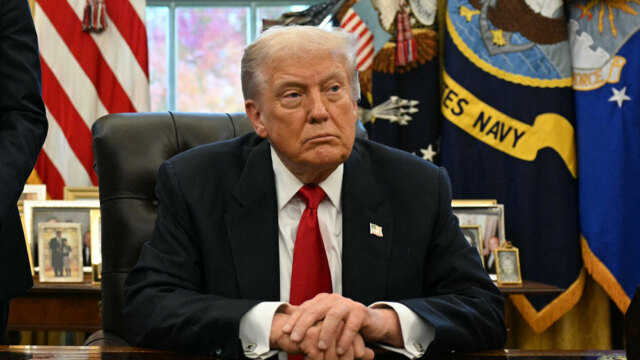 Με... σπασμένα φρένα ο Τραμπ: Δεν χρειάζομαι το διεθνές δίκαιο, μόνο η δική μου ηθική με σταματάει, ψυχολογικά απαραίτητο να αποκτήσουμε τη Γροιλανδία