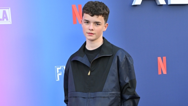 Ο Όουεν Κούπερ εξήγησε πως διαχειρίστηκε την επιτυχία που γνώρισε από το Adolescence: Έχω υπέροχους ανθρώπους γύρω μου