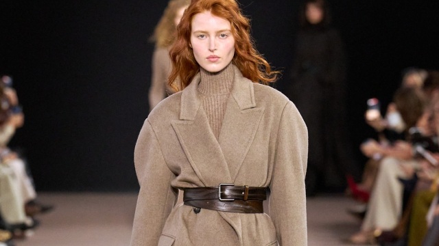 Τα πιο κομψά καμηλό παλτό της φετινής σεζόν
