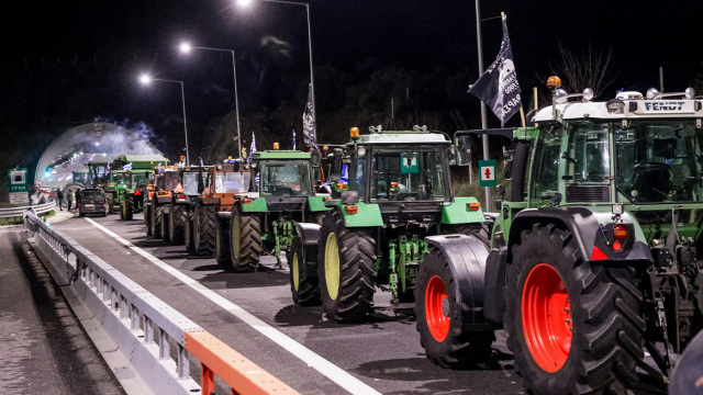 Τίναξαν στον αέρα τη συνάντηση με Μητσοτάκη οι αγροτοσυνδικαλιστές, σχεδιάζουν πολύωρους αποκλεισμούς δρόμων και ζητούν... διάλογο