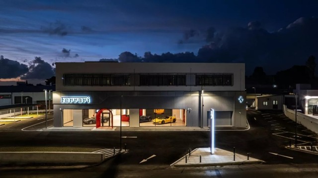 Ξεκίνησε η νέα εποχή της Ferrari στην Ελλάδα - Που θα την βρείτε;
