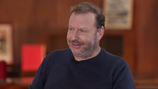 Λέων Γιοχάη: Με πιάνει στρες όταν δεν βγάζω λεφτά, μιλάω με το ΑΙ δέκα ώρες την ημέρα
