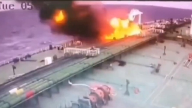 Η στιγμή που drone χτυπάει το ελληνικών συμφερόντων τάνκερ Delta Harmony στη Μαύρη Θάλασσα, δείτε βίντεο