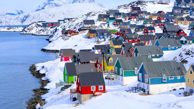 Politico: Η Ευρώπη θέλει deal με τον Τραμπ για τη Γροιλανδία για να αποφύγει την εισβολή και τη διάλυση του ΝΑΤΟ
