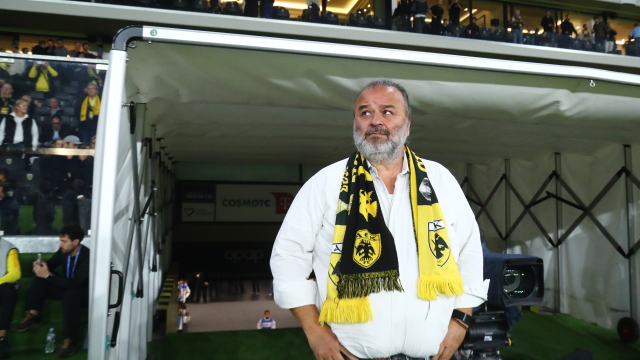  Πρόστιμο 400.000 ευρώ και «γκάζια» στους παίκτες της ΑΕΚ από τον Ηλιόπουλο: Απαράδεκτο το αποτέλεσμα με τον ΟΦΗ