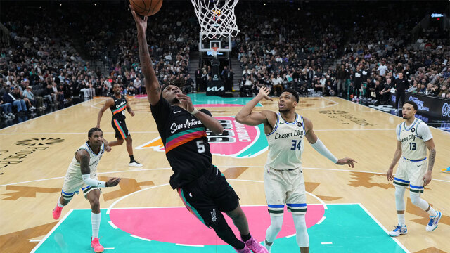 Σπερς - Μπακς 119-101: Τρίτη σερί ήττα για το Μιλγουόκι που απογοητεύει