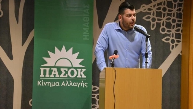 Νέα παραίτηση από τα όργανα του ΠΑΣΟΚ με έμμεσα πυρά κατά της ηγεσίας για τη λειτουργία του κόμματος