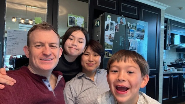 Marion και James: Τα παιδιά που διέκοψαν τη διάσημη live συνέντευξη του BBC έχουν πλέον μεγαλώσει
