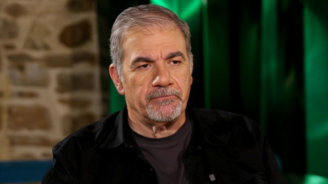 Δημήτρης Σταρόβας: Με εξοργίζει το ότι δεν μπορώ να τραγουδήσω, στην αρχή δεν είχα ρυθμό