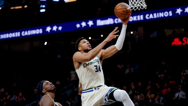 Χοκς - Μπακς 110-112: Τα «ελάφια» απέδρασαν από την Ατλάντα με κυρίαρχο Αντετοκούνμπο, δείτε βίντεο
