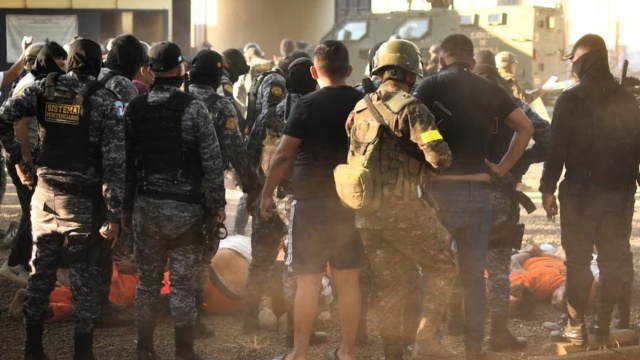 Σε κατάσταση πολιορκίας για 30 ημέρες η Γουατεμάλα μετά τις δολοφονίες αστυνομικών από συμμορίες