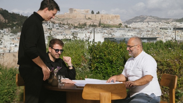 Τάσος Μαντής και Άλεξ Μουρίδης επιστρέφουν στη Στέγη και μάς μιλούν για το Amphibian, το νέο τους εστιατόριο