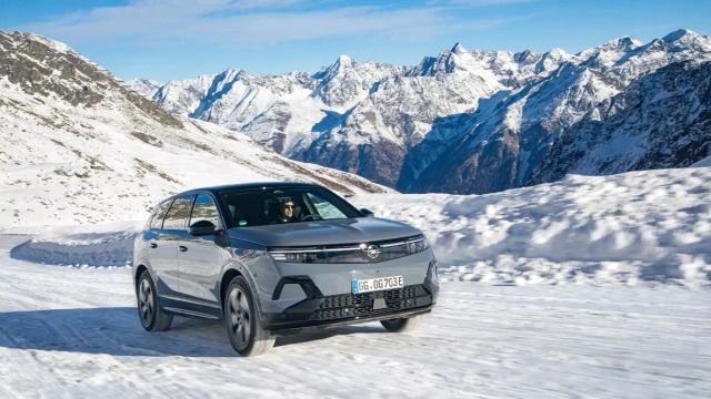 Το ηλεκτρικό Opel Grandland τετρακίνητο – Πόσο κοστίζει στην Ελλάδα;
