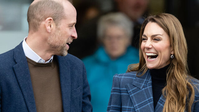 Η Κέιτ Μίντλετον νίκησε τον πρίγκιπα Ουίλιαμ στο κέρλινγκ, φορώντας φούστα