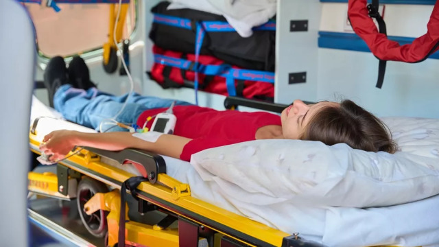 Βία και μέθη σε ανηλίκους: Οι διακομιδές στο «Η Αγία Σοφία» το Σαββατοκύριακο
