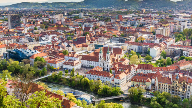 Γκρατς, Αυστρία: Αριστοκρατική ατμόσφαιρα, υπέροχη αρχιτεκτονική και 9 αιώνες ιστορία
