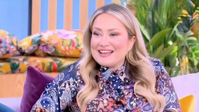 Ιωάννα Ασημακοπούλου: Ήταν πολύ σημαντικό που το κομμάτι των εξωσωματικών ειπώθηκε μέσα από μια κωμωδία 