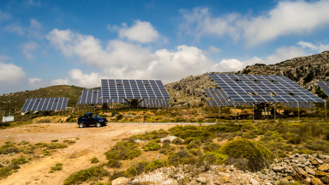 Νέα ρεκόρ στην παραγωγή ανανεώσιμης ενέργειας στην ΕΕ, η Ελλάδα στις χώρες με τις υψηλότερες επιδόσεις