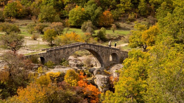 Το video του Travel.gr από την αποστολή του στο Πωγώνι -Οι εμπειρίες που ζήσαμε, οι άνθρωποι που γνωρίσαμε σε 100"

