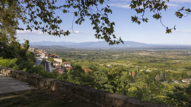 Από Καρδίτσα-Νάουσα: Ταξίδι στο κέντρο της Ελλάδας