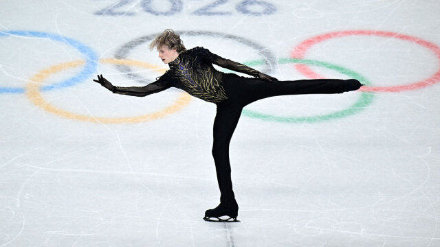 Χειμερινοί Ολυμπιακοί Αγώνες: Μετά την ανάποδη τούμπα στα προκριματικά, ο Αμερικανός πατινέρ έκανε backflip στο ένα πόδι και πήρε το χρυσό, δείτε βίντεο