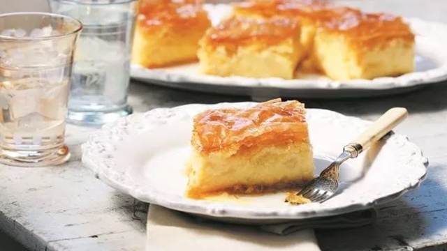 23 γλυκά με κρέμα και γάλα για την Κυριακή της Τυρινής