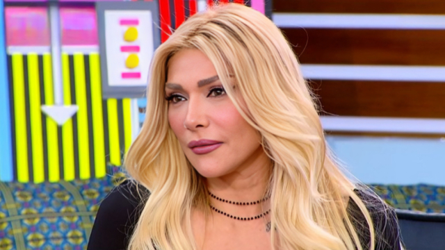 Eκνευρισμένη η Αγγελική Ηλιάδη για τις αμβλώσεις: Το μωρό, όταν βρίσκεται μέσα στην κοιλιά της μάνας έχει ψυχή