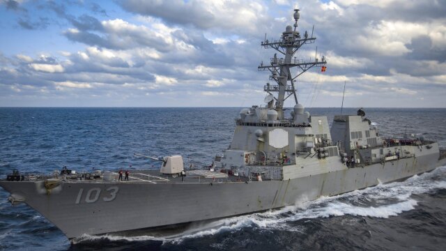 Δύο αμερικανικά πολεμικά πλοία συγκρούστηκαν στην Καραϊβική στη διάρκεια ανεφοδιασμού, τραυματίστηκαν δύο ναύτες